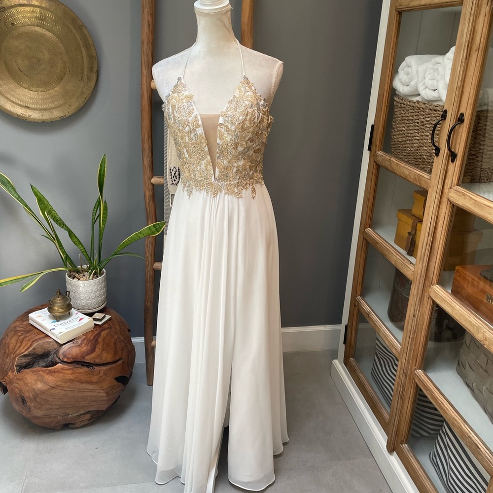Elegant Gold and White Prom Dress